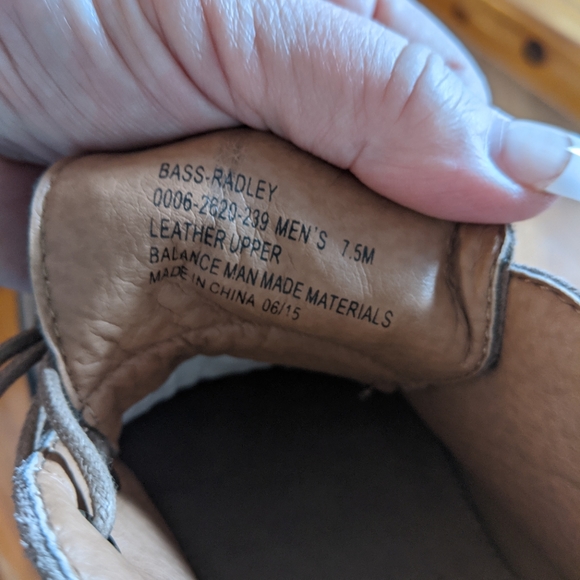 NWOT G.H. Bass & Co. Suede Chukka Half Boot - Picture 6 of 8